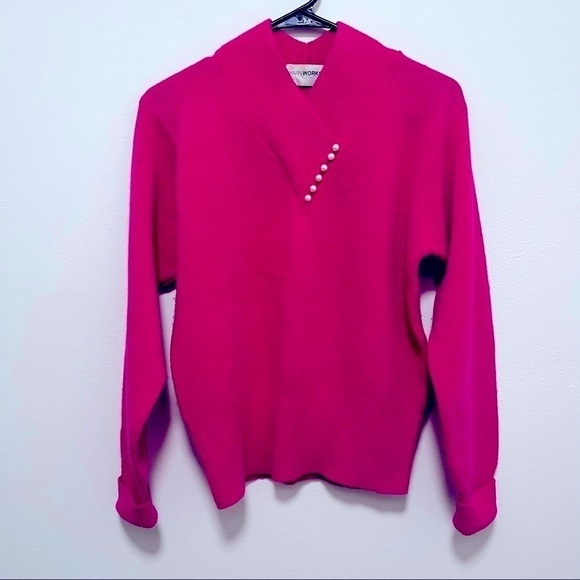 Vintage Yarn Works Lambswool and Rabbit Hair blend Barbie Pink Sweater S - Picture 2 of 14